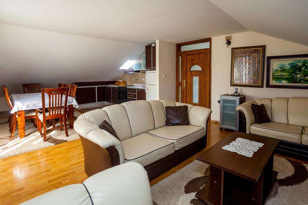 Apartments Ratkovic Тиват Экстерьер фото